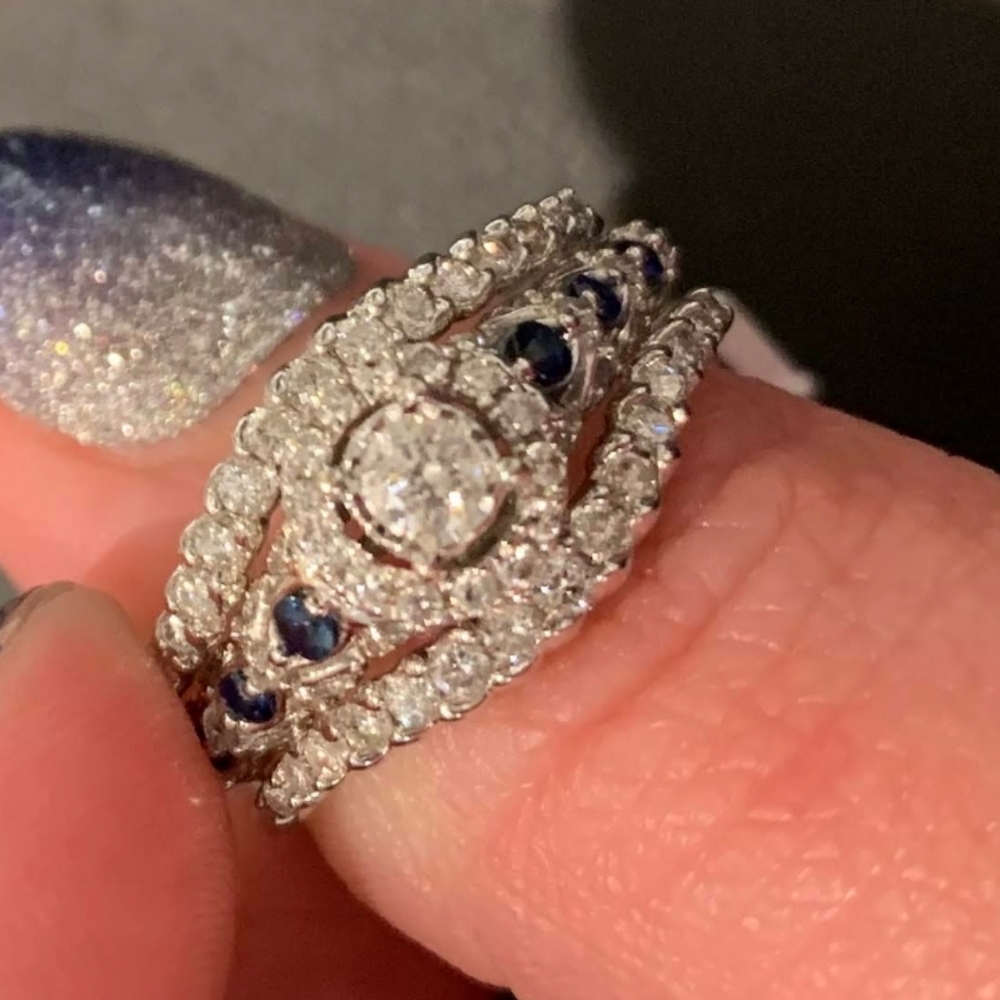 Wedding engagement ring vera wang